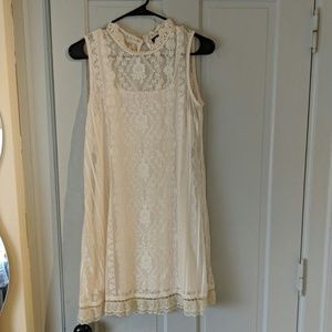 Adorable Lacey mini dress with liner